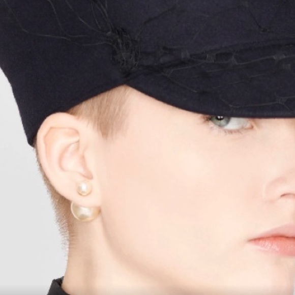 New with tags DIOR TRIBALES EARRINGS - Picture 3 of 4